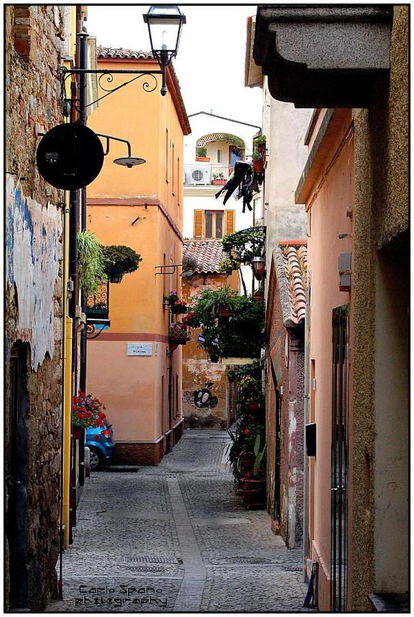 Appartamento #Garibaldi 05 - Old Town Olbia Esterno foto